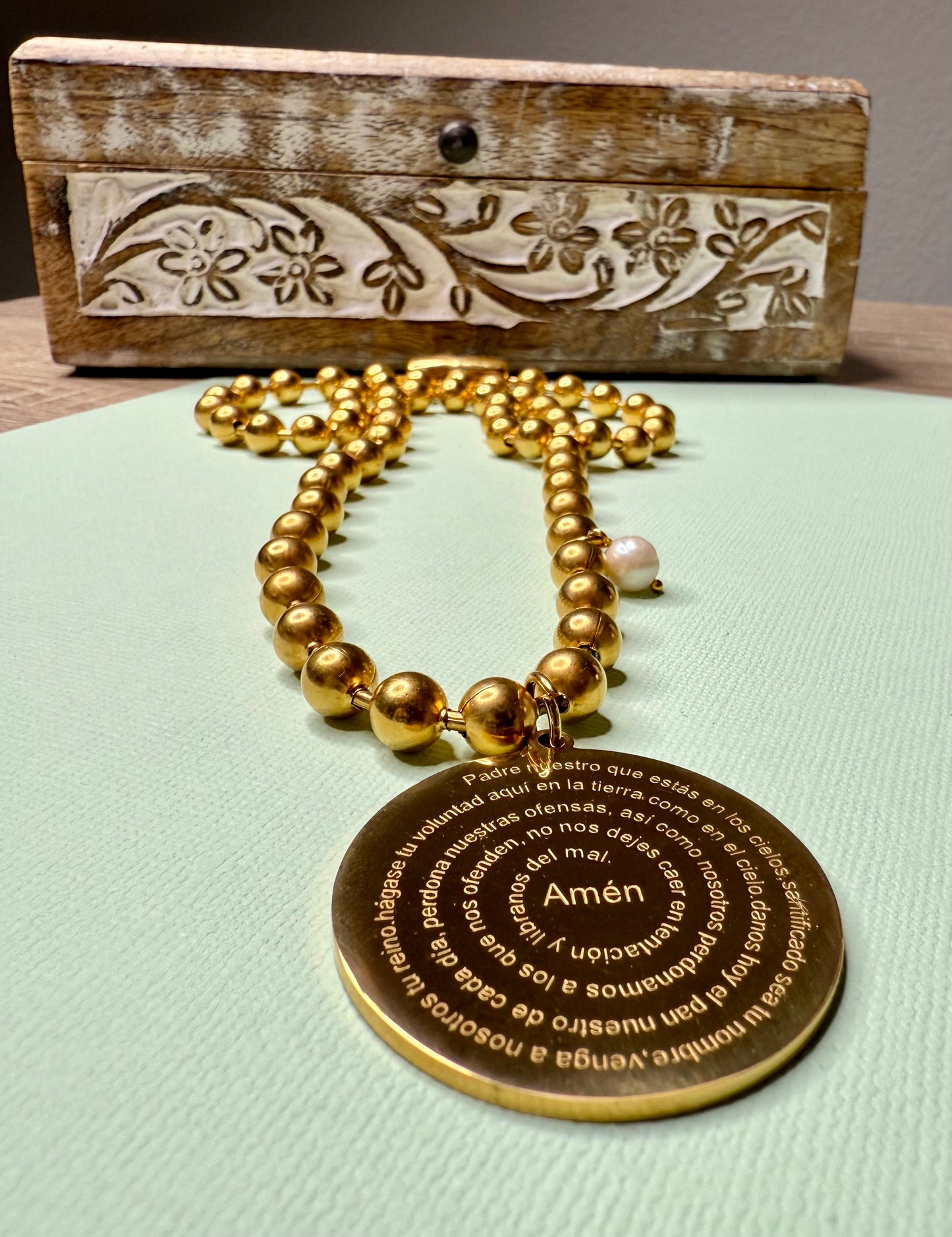 Padre Nuestro (Gold)