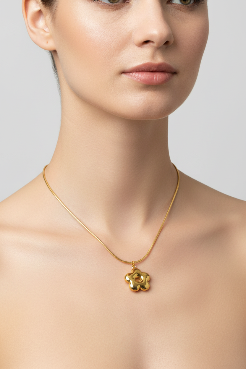 Flor Necklace